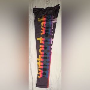 Without Walls by Urban Outfitters leggings Size medium